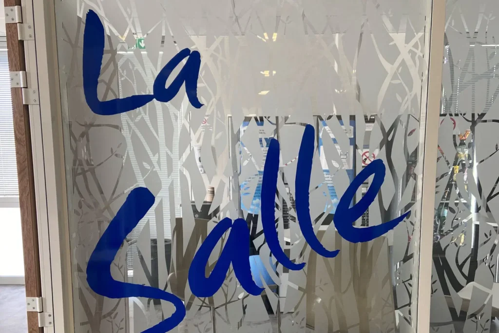 vitre décoré pour un restaurant